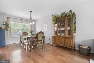 1236 Summerfield Dr, Herndon, VA 20170 - Photo 6