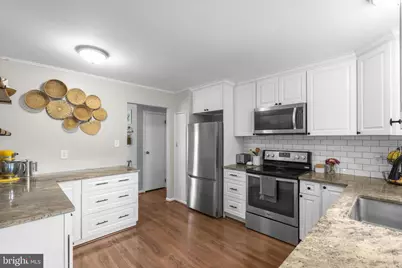 1236 Summerfield Drive, Herndon, VA 20170 - Photo 10