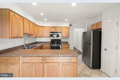 8902 Huxley Court, Springfield, VA 22153 - Photo 36