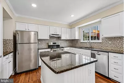 6777 Jenny Leigh Court, Centreville, VA 20121 - Photo 18