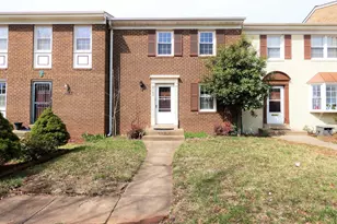 4128 Hamlin Ct, Chantilly, VA 20151 - Photo 4