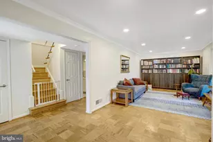 8527 Parliament Dr, Springfield, VA 22151 - Photo 4