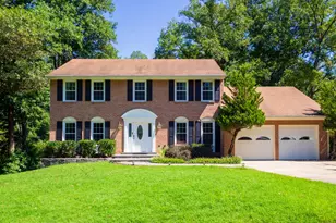 9614 Locust Hill Dr, Great Falls, VA 22066 - Photo 1