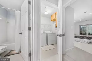8850 Ashgrove House Ln, Vienna, VA 22182 - Photo 28