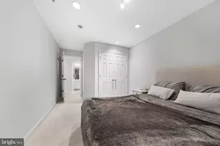 8850 Ashgrove House Ln, Vienna, VA 22182 - Photo 30