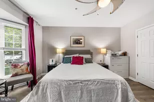 8850 Ashgrove House Ln, Vienna, VA 22182 - Photo 20