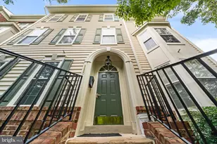 8850 Ashgrove House Ln, Vienna, VA 22182 - Photo 1