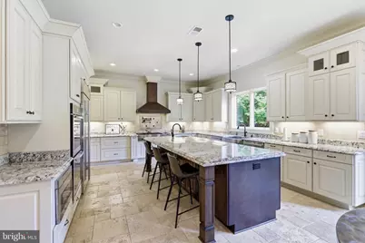 936 Kimberwicke Rd, McLean, VA 22102 - Photo 14