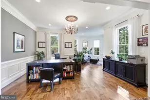 936 Kimberwicke Rd, McLean, VA 22102 - Photo 24