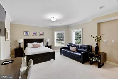 936 Kimberwicke Rd, McLean, VA 22102 - Photo 42