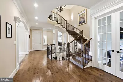 936 Kimberwicke Rd, McLean, VA 22102 - Photo 8