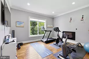 936 Kimberwicke Rd, McLean, VA 22102 - Photo 26