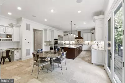 936 Kimberwicke Rd, McLean, VA 22102 - Photo 18