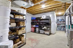 936 Kimberwicke Rd, McLean, VA 22102 - Photo 62