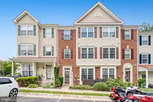 8315 Sanderling Way, Lorton, VA 22079 - Photo 2