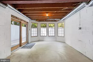 2725 Oldewood Dr, Falls Church, VA 22043 - Photo 42