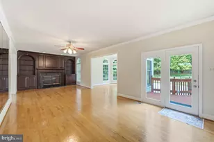 2725 Oldewood Dr, Falls Church, VA 22043 - Photo 16