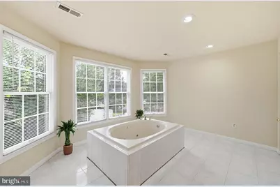 2725 Oldewood Drive, Falls Church, VA 22043 - Photo 36