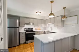 1624 Sierra Woods Dr, Reston, VA 20194 - Photo 10