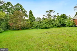 2926 Irvington Rd, Falls Church, VA 22042 - Photo 18