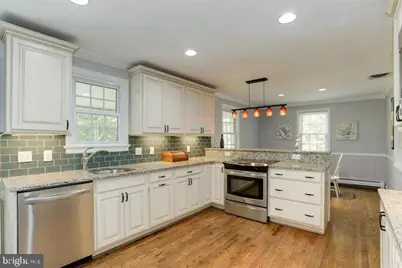 3460 Washington Drive, Falls Church, VA 22041 - Photo 4