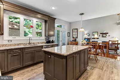 7606 Davis Field Lane, Springfield, VA 22153 - Photo 22