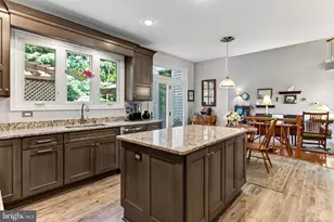 7606 Davis Field Ln, Springfield, VA 22153 - Photo 22