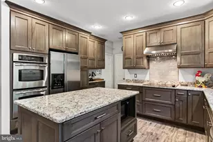 7606 Davis Field Ln, Springfield, VA 22153 - Photo 20