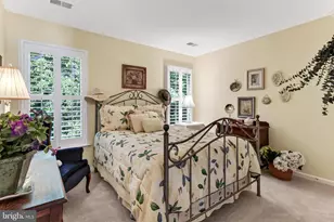 7606 Davis Field Ln, Springfield, VA 22153 - Photo 36