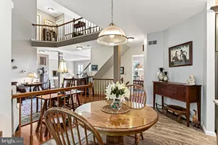 7606 Davis Field Ln, Springfield, VA 22153 - Photo 18