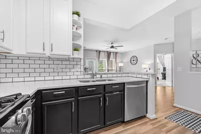 2931 Deer Hollow Way #201, Fairfax, VA 22031 - Photo 10