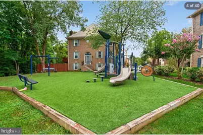 7427 Salford Court, Alexandria, VA 22315 - Photo 4