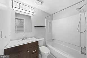 6472 Brick Hearth Ct, Alexandria, VA 22306 - Photo 34