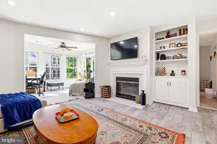 3804 Ridge Knoll Ct, Fairfax, VA 22033 - Photo 6