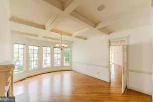 9005 Edgepark Rd, Vienna, VA 22182 - Photo 10