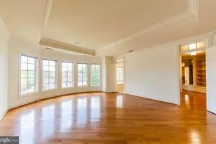 9005 Edgepark Rd, Vienna, VA 22182 - Photo 22