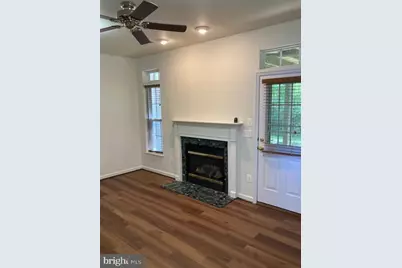 2985 Huntington Grove Square, Alexandria, VA 22306 - Photo 2