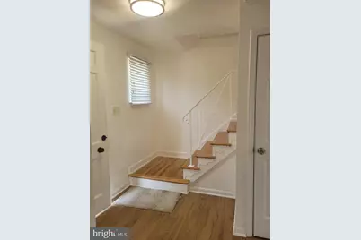 6818 Rolling Road, Springfield, VA 22152 - Photo 2