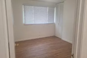 6818 Rolling Rd, Springfield, VA 22152 - Photo 22