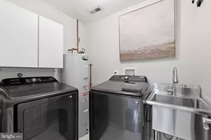 7712 Frances Dr, Alexandria, VA 22306 - Photo 28