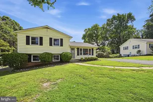5607 Hilldale Dr, Alexandria, VA 22310 - Photo 2