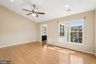 13135 Park Crescent Cir, Herndon, VA 20171 - Photo 24
