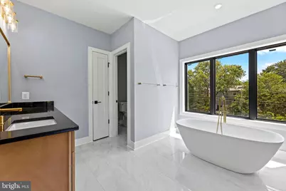 7225 Barry Road, Alexandria, VA 22315 - Photo 56