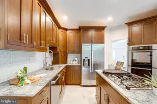 1954 Horse Shoe Dr, Vienna, VA 22182 - Photo 26