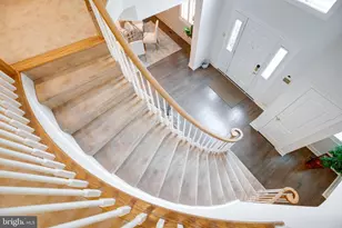 1954 Horse Shoe Dr, Vienna, VA 22182 - Photo 40