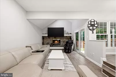 13118 Hearthside Lane, Fairfax, VA 22033 - Photo 6
