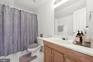 13118 Hearthside Ln, Fairfax, VA 22033 - Photo 20