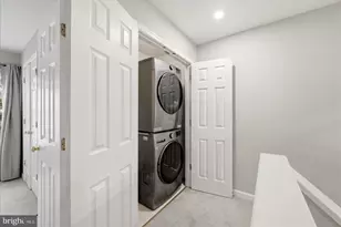 13118 Hearthside Ln, Fairfax, VA 22033 - Photo 18