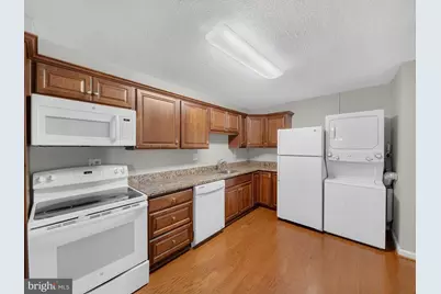8350 Greensboro Drive #422, McLean, VA 22102 - Photo 14