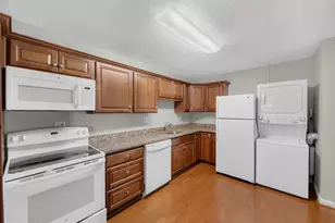 8350 Greensboro Dr, McLean, VA 22102 - Photo 14